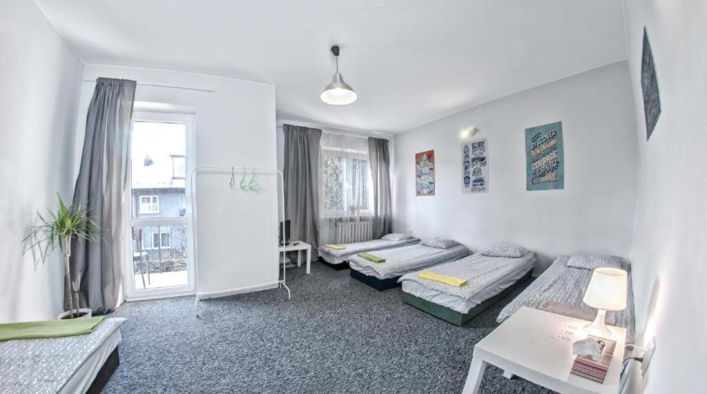 Place4Us Varsovie Extérieur photo